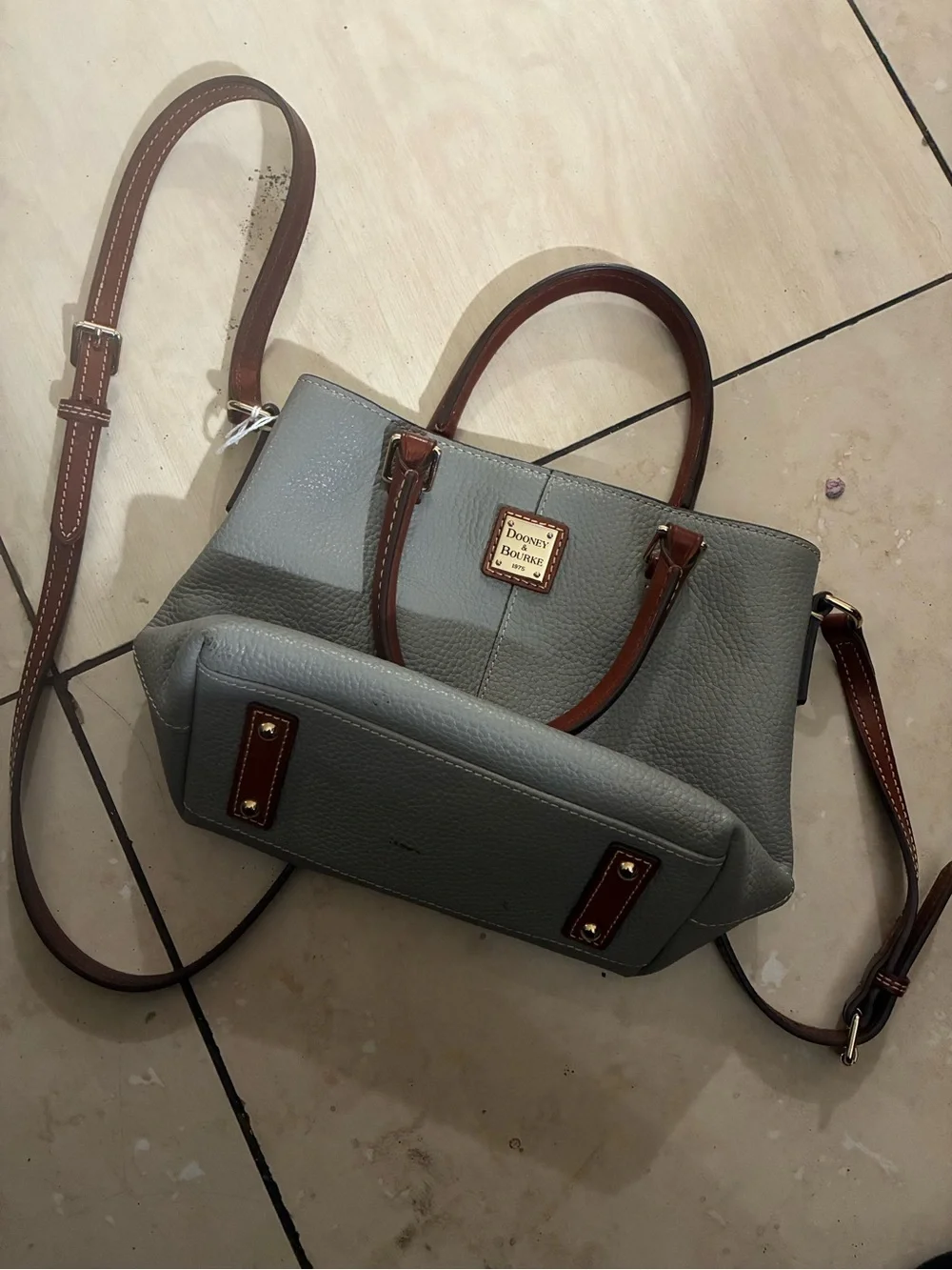 Dooney & bourke pebble grain leather satchel crossbody